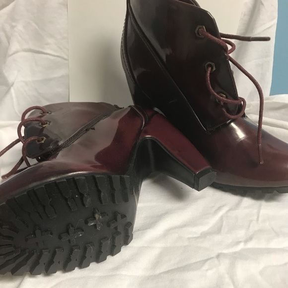 Bamboo burgundy booties - Picture 4 of 5